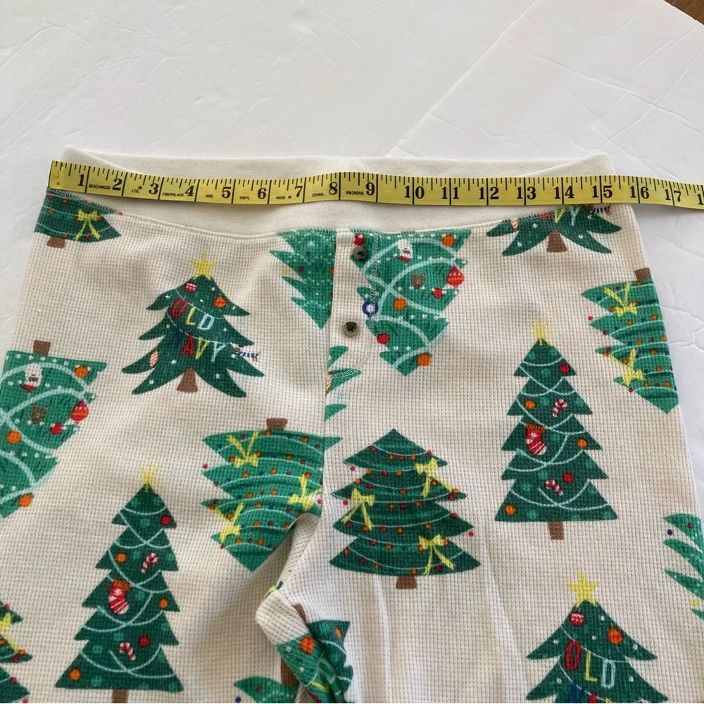 Old Navy / Christmas tree thermal pajamas - Picture 10 of 13